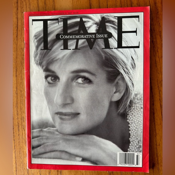 Princess Diana Magazines - Picture 2 of 5